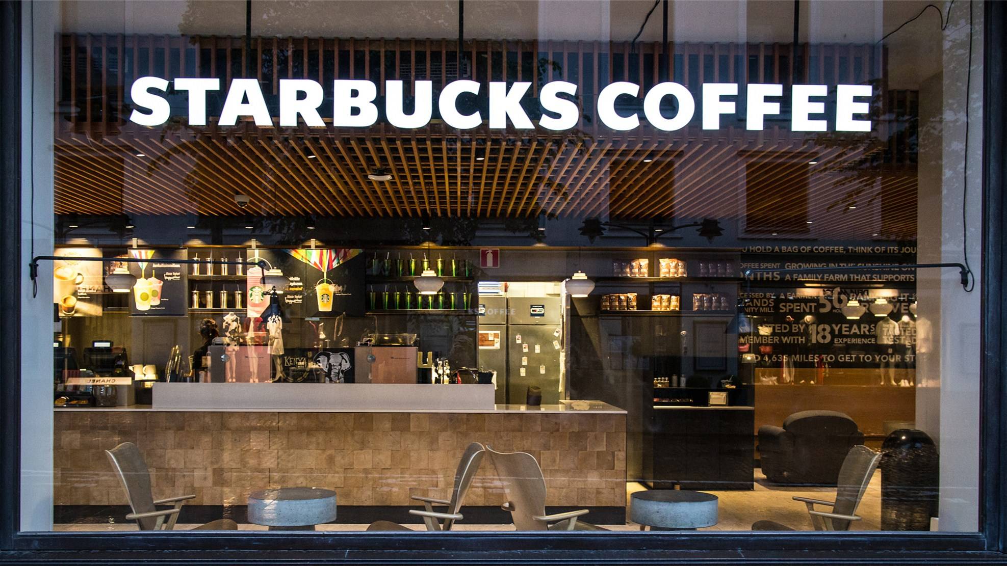 星巴克香港首开5千尺旗舰店和云南普洱咖啡原产地门店开业，感受不一样的星巴克