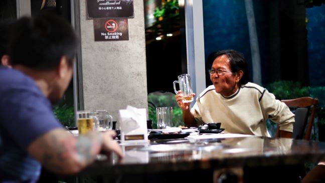 身价追上茅台！一场白酒提价引发的撕裂战