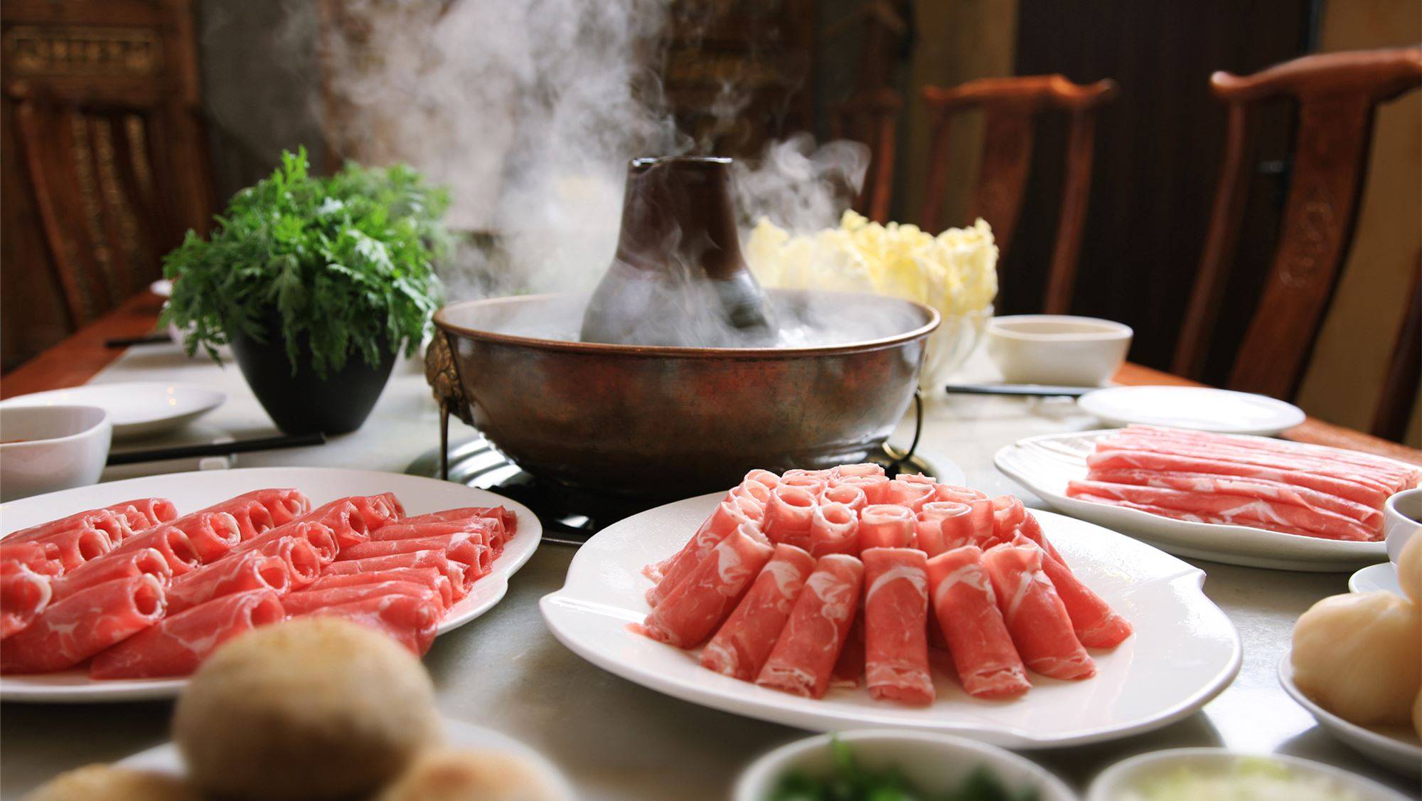 在重庆饭粑跎，点一碗豆花，加一份牛肉，慢慢回顾老山城的味道 -6park.com