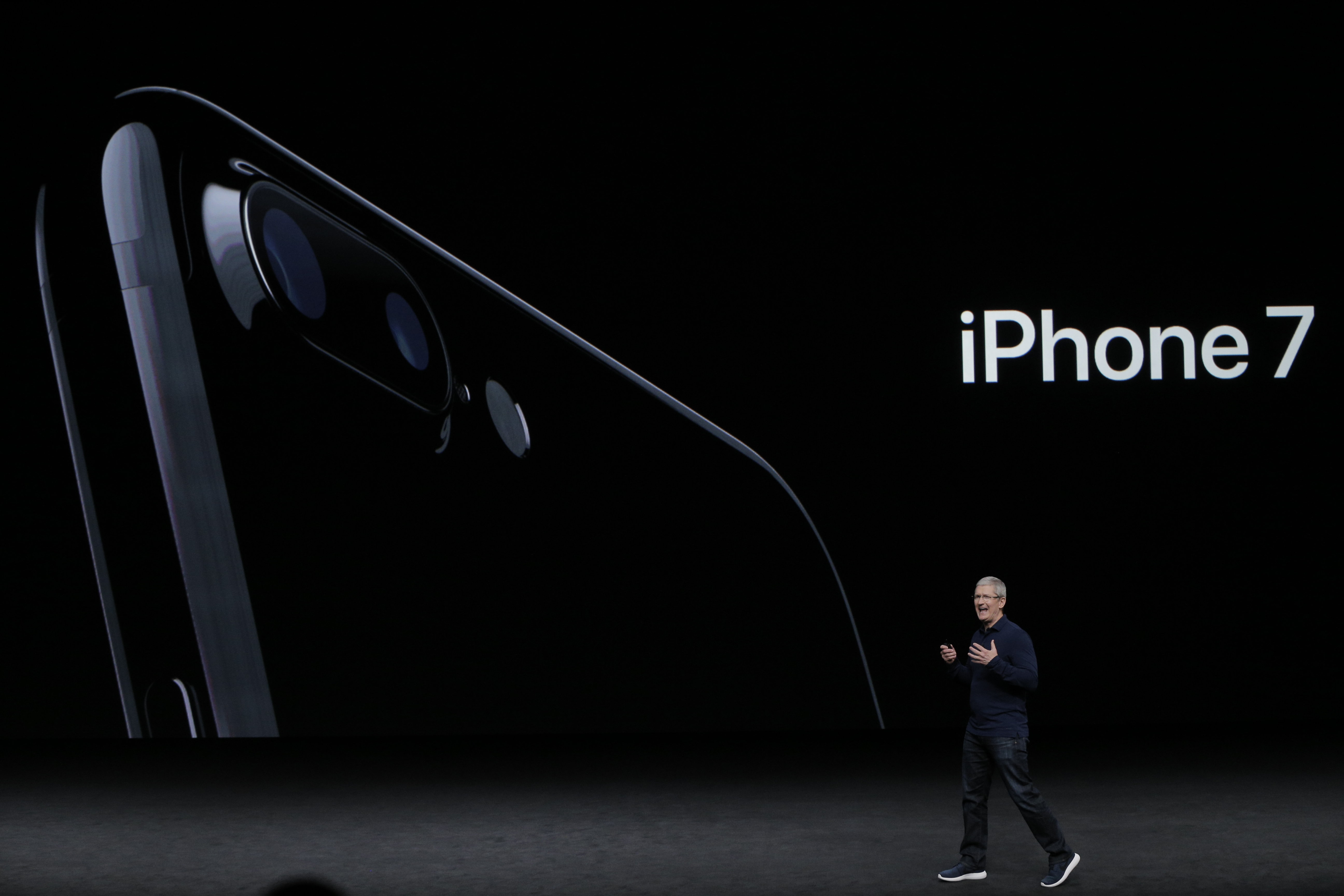 为什么iPhone 7非得是“高级黑”？