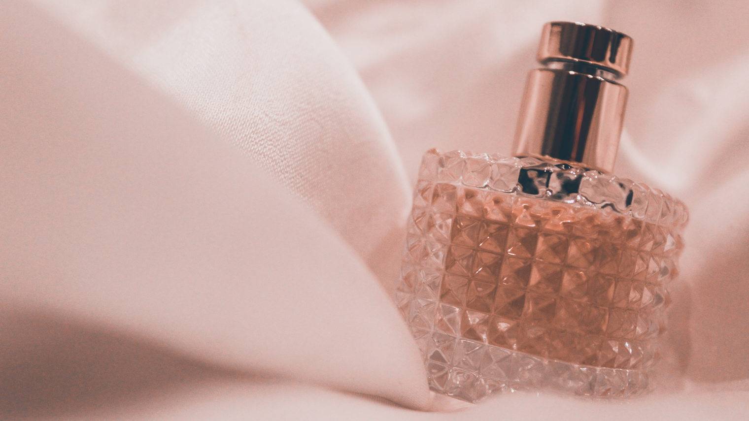 Z世代重塑香水审美，国潮香水能实现市场“留香”吗？ | CBNData