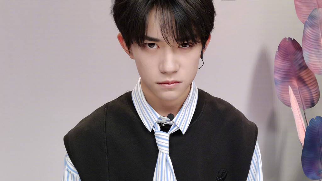 代言费1696万？伪造易烊千玺代言合同诈骗案宣判